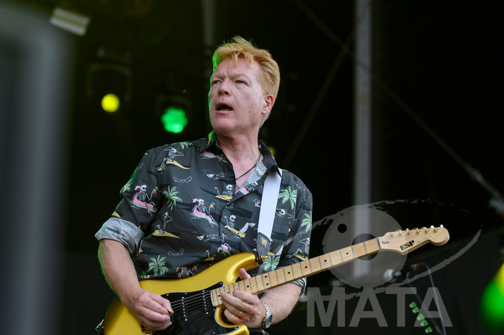 _DWA6748 | Sänger Simon Hough von der Band Big Country bei ihrem Auftritt im Rahmen des Festival Lieder am See 2024 in Franken Enderndorf Spalt, 27.07.2024 Bayern Deutschland - Realisiert mit Pictrs.com