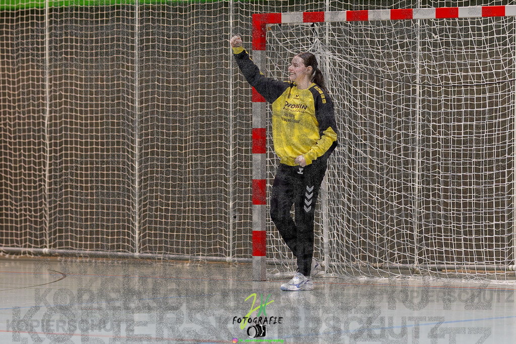 Hessenmeisterschaft wJC - Spiel um Platz 3; TuS Kriftel - SG Schenklengsfeld | Hessenmeisterschaft wJC - Spiel um Platz 3; TuS Kriftel - SG Schenklengsfeld am 22.03.2025 in Biedenkopf (Sporthalle Lahntalschule)Photo © 2025 - Jörg Heinrich - Realisiert mit Pictrs.com