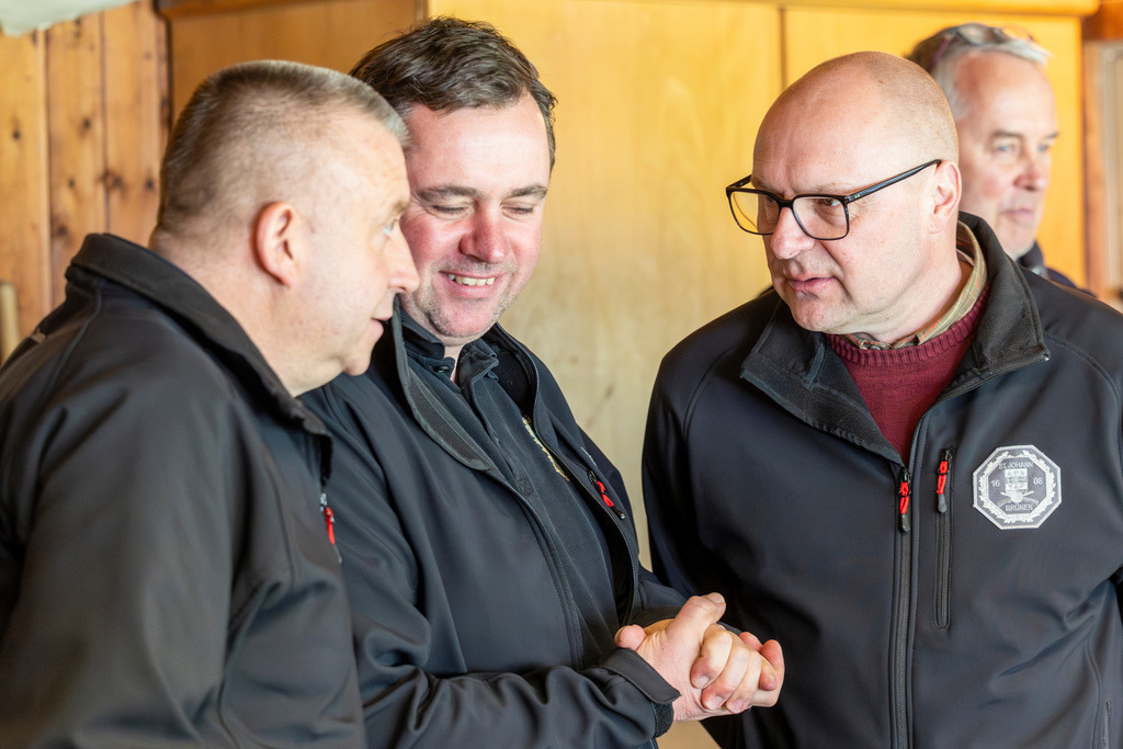 top-top.de 260412-041 | Foto, Video, Fotografie, Videografie, Fotobox, DJ, Discjockey, Musik, Musikbox, Veranstaltung, Photobooth, Amazon, Ebay, Buchtipp, Bestseller, Autor, Verlag, Buch, Wesel, Hamminkeln, NRW, Dinslaken, Rees, Drohne, Hochzeit, Party, Fotobox, Wesel, Fotograf