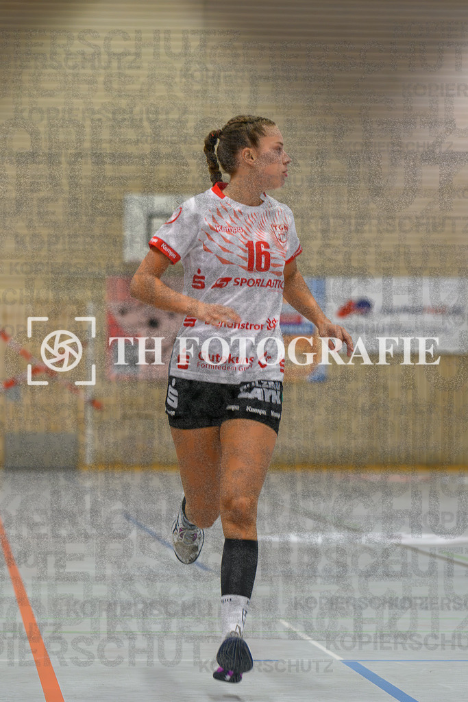 DEU, HSG Freiburg - TG Nuertingen, Handball, 2. Handball-Bundesliga, Saison 2023/2024, 04. Spieltag, Saison 2023/2024, 07.10.2023 | Maileen Seeger (TG Nuertingen, #16)

DEU, HSG Freiburg - TG Nuertingen, Handball, 2. Handball-Bundesliga, Saison 2023/2024, 04. Spieltag, Saison 2023/2024, 07.10.2023

Foto: Eibner-Pressefoto/Thomas Hess