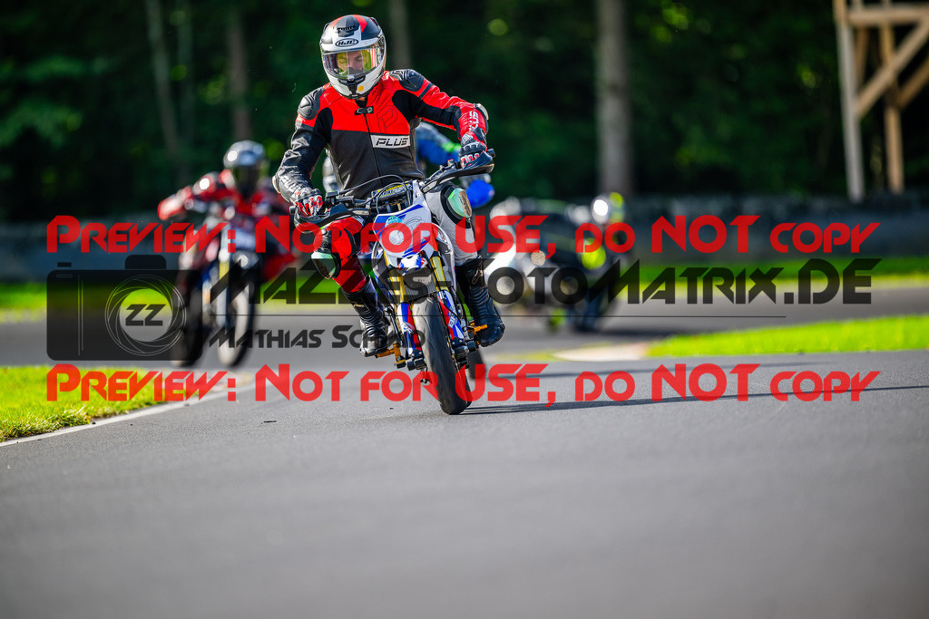 MaZZes_FotoMatrix_230920_9966 | Fotograf Mathias Schmid
Sportfotograf,
Eventfotograf,
Hochzeitsfotograf,
Portraitfotograf