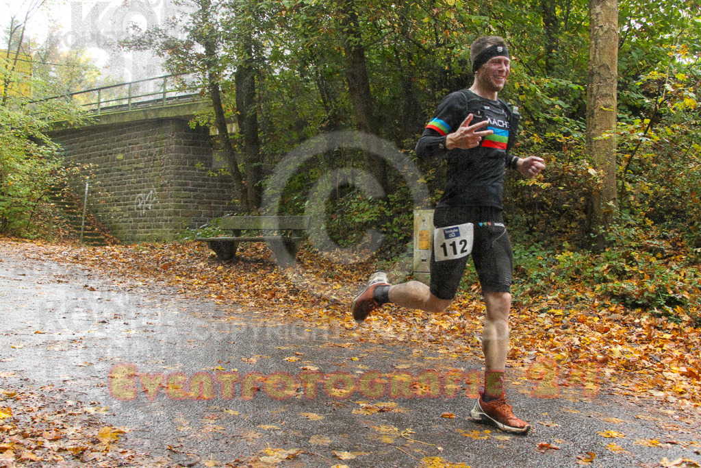 241027_1212_EV4_6346 | Sportfotografie im Rhein-Sieg Kreis, Köln, Bonn, NRW, Rheinland Pfalz, Hessen, etc. Unser Tätigkeitsfeld umfasst den Laufsport vom Volkslauf über den Marathon, Duathlon, Triathon bis zum Ultralauf wie Kölnpfad Ultra oder Schindertrail.