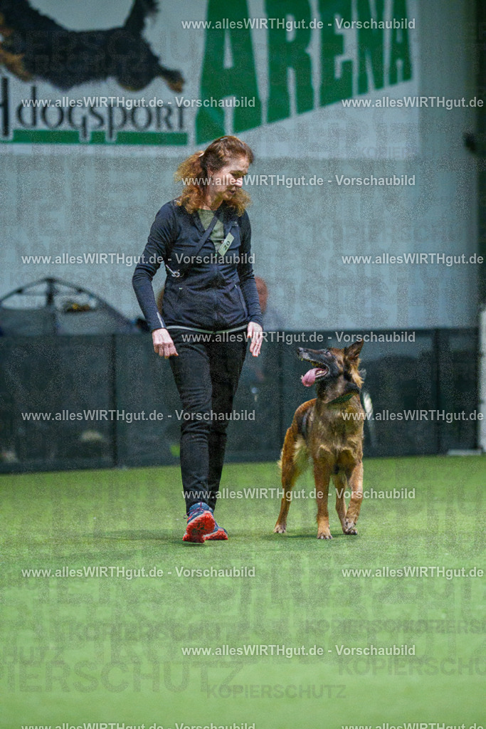 7R500930 | Professionelle Tierfotografie in Mönchengladbach von Daniel Wirth (allesWIRTHgut). Liebevolle & natürliche Bilder von Hunden & Katzen für unvergessliche Erinnerungen.