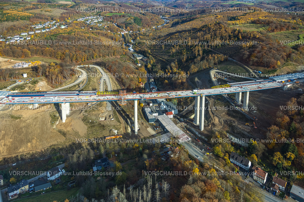 Luedenscheid251102211_A45 | Luftbild, Großbaustelle der Rahmedetalbrücke der Autobahn A.45, Brückenabriß und Ersatzbau, Gevelndorf, Lüdenscheid, Sauerland, Nordrhein-Westfalen, Deutschland