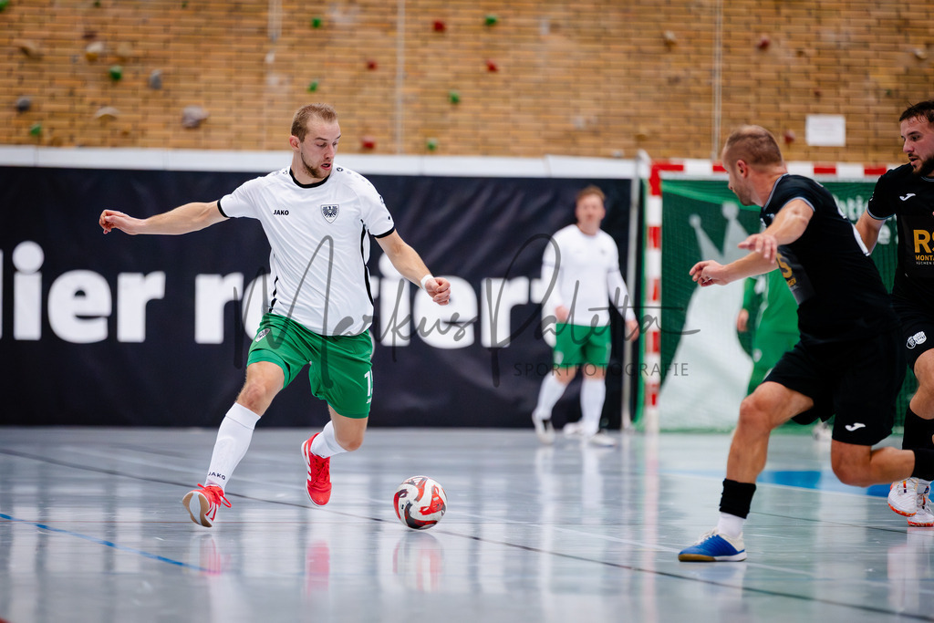 Futsal-Bundesliga, Saison 2025/2026, 9. Spieltag: SC Preußen Münster - YB Balkan Pfarrkirchen | Futsal-Bundesliga, Saison 2025/2026, 9. Spieltag, SC Preußen Münster empfängt YB Balkan Pfarrkirchen in der Universitäts-Sporthalle in Münster. Foto: sportfotografie.ms | Markus Paletta - Realisiert mit Pictrs.com