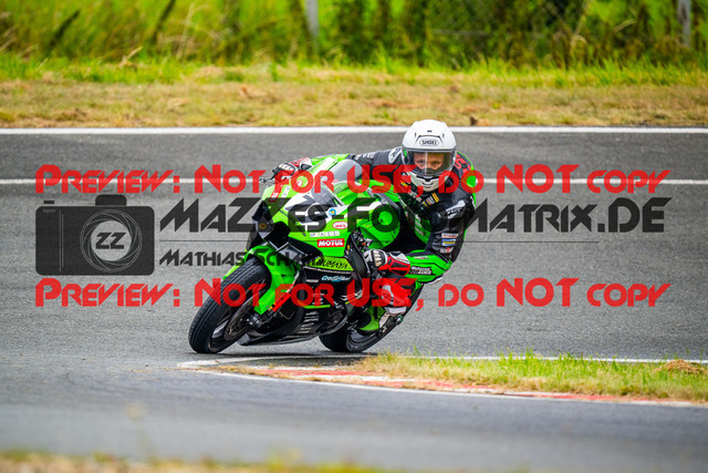 MaZZes_FotoMatrix_240726_6007705_1543 | STK