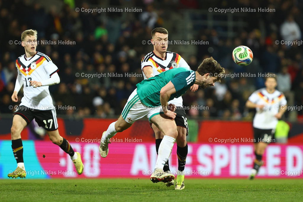 NH_DeutschlandU21_NordirlandU21_U21EMQualifikation_27032026 | #19 Dzenan Pejcinovic (Deutschland U21), #4 Joshua Briggs (Nordirland U21)Fußball I Junioren I U21-EM-Qualifikation I Saison 2025-2026 I 8. Spieltag I Deutschland U21 - Nordirland U21 I 27.03.2026 I Eintracht-Stadion