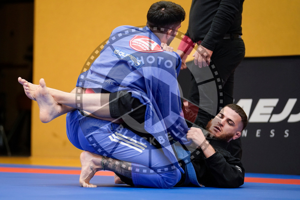 20240203PBB05864 | Fighters compete during the Brazilian Jiu-Jitsu Championship of the AJP Tour in Maintal by Frankfurt am Main, Germany, on February 2, 2024.