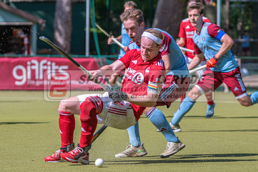 SM_20250511-D85_0698 | 1.Bundesliga Feld - Rückrunde (M) HTHC - UHC / 0:4 (0:2)