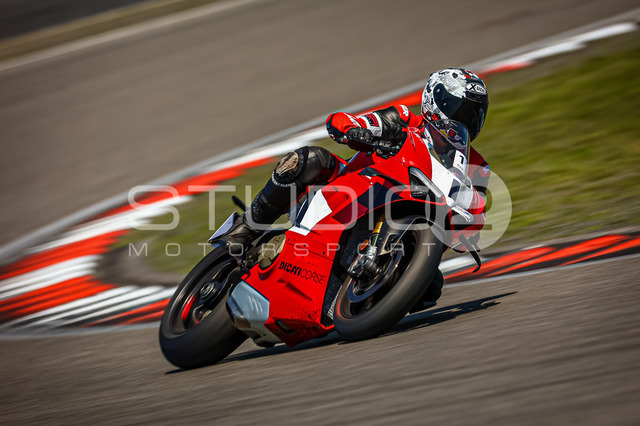 0001-240625_NR-019_1 | Deine Full-Service-Agentur für ✔️Videoproduktionen und ✔️Motorsportfotografie Jetzt Angebot anfragen!