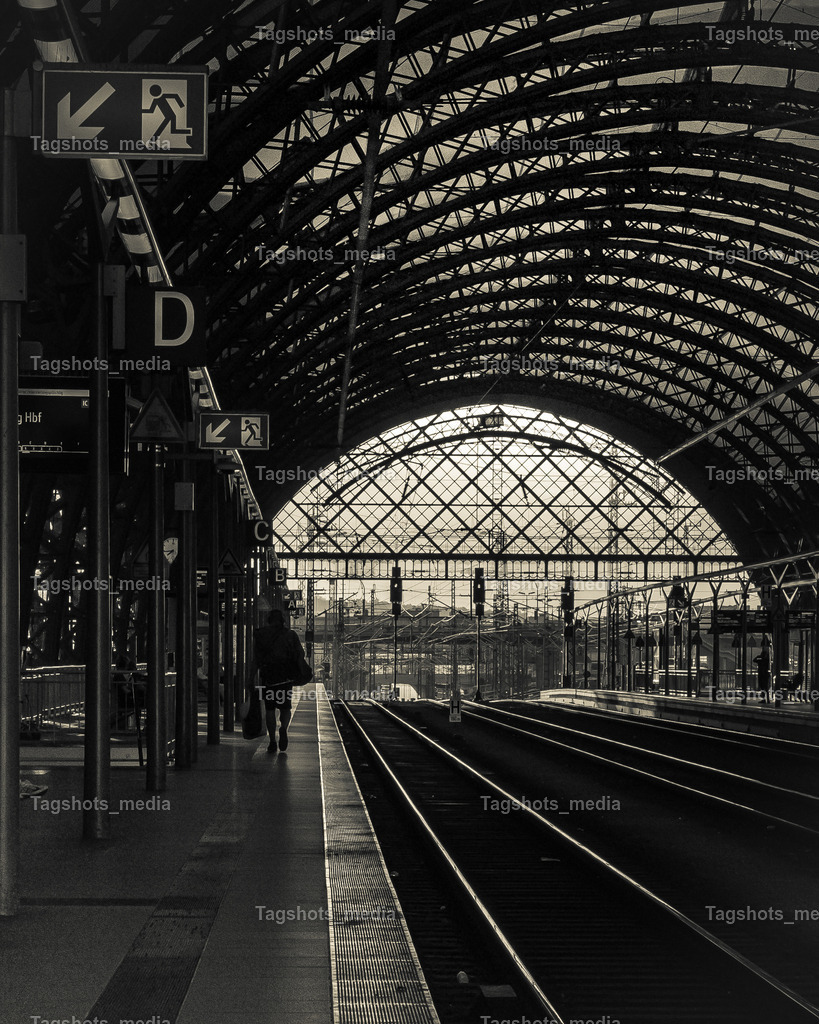 A7506856 | tagshotsmedia - Realisiert mit Pictrs.com