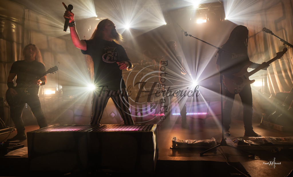 F.U.C.K Burgebrach | Frank Herberich Fotografie, Frank Herberich, Fotografie, Hochzeit, Portrait, St. Peter Ording, Ording, Westerhever, Nordsee, Frank Fotografie, Hardheim,  Odenwald,Walldürn, Band,Eventfotografie - Realized with Pictrs.com