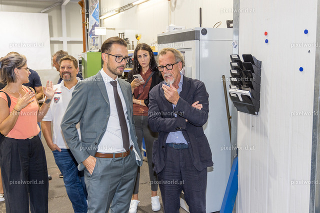 Verleihung des Kärntner Landeswappen an die Firma EFG | Bildershop von pixelworld.at - Realisiert mit Pictrs.com