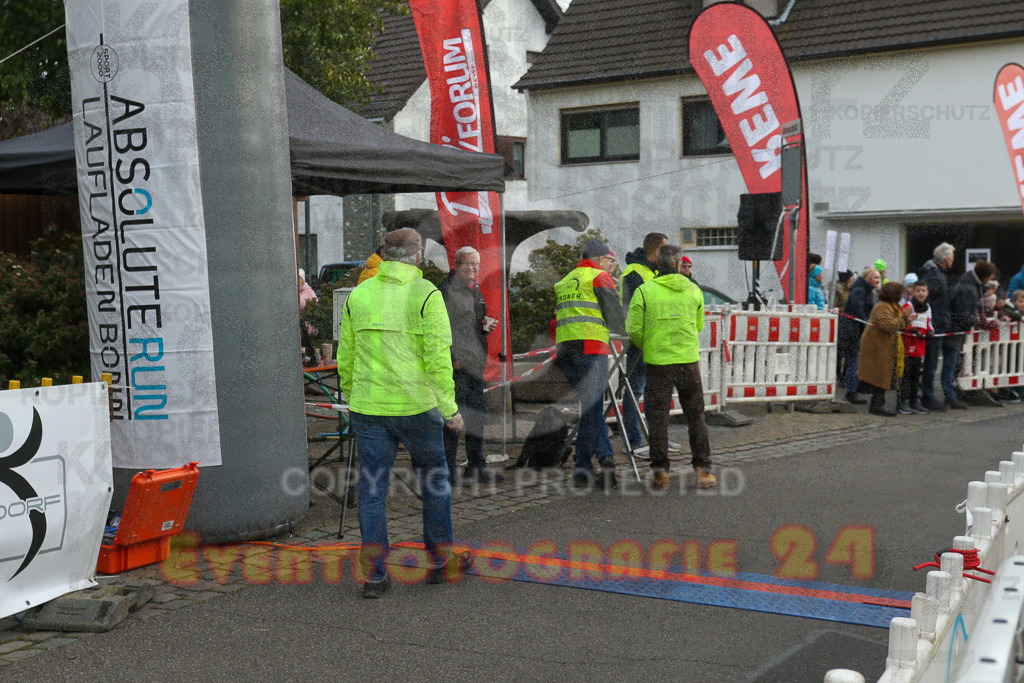 221127_1206_EV9_3290 | Sportfotografie im Rhein-Sieg Kreis, Köln, Bonn, NRW, Rheinland Pfalz, Hessen, etc. Unser Tätigkeitsfeld umfasst den Laufsport vom Volkslauf über den Marathon, Duathlon, Triathon bis zum Ultralauf wie Kölnpfad Ultra oder Schindertrail.