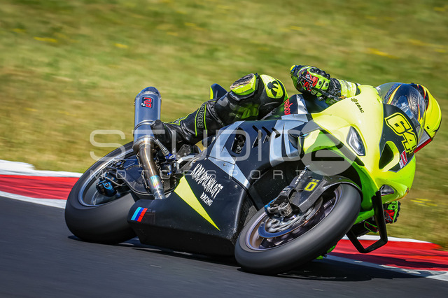 0064-260702MM-019_64 | Deine Full-Service-Agentur für ✔️Videoproduktionen und ✔️Motorsportfotografie Jetzt Angebot anfragen!
