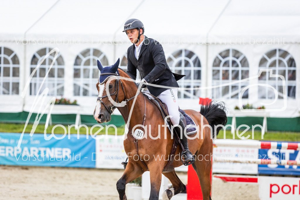 BHO-2PhSpr-M-257 | MomenTaufnahmen Pferdesportfotos