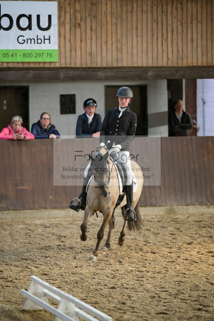Reitturnier Voxtrup | Entdecke hochwertige Reitturnierfotos von Foto Oger. Professionell, emotional und authentisch – jetzt Lieblingsmomente im Shop bestellen.Deutschlandweite Turnierfotografie. - Realisiert mit Pictrs.com