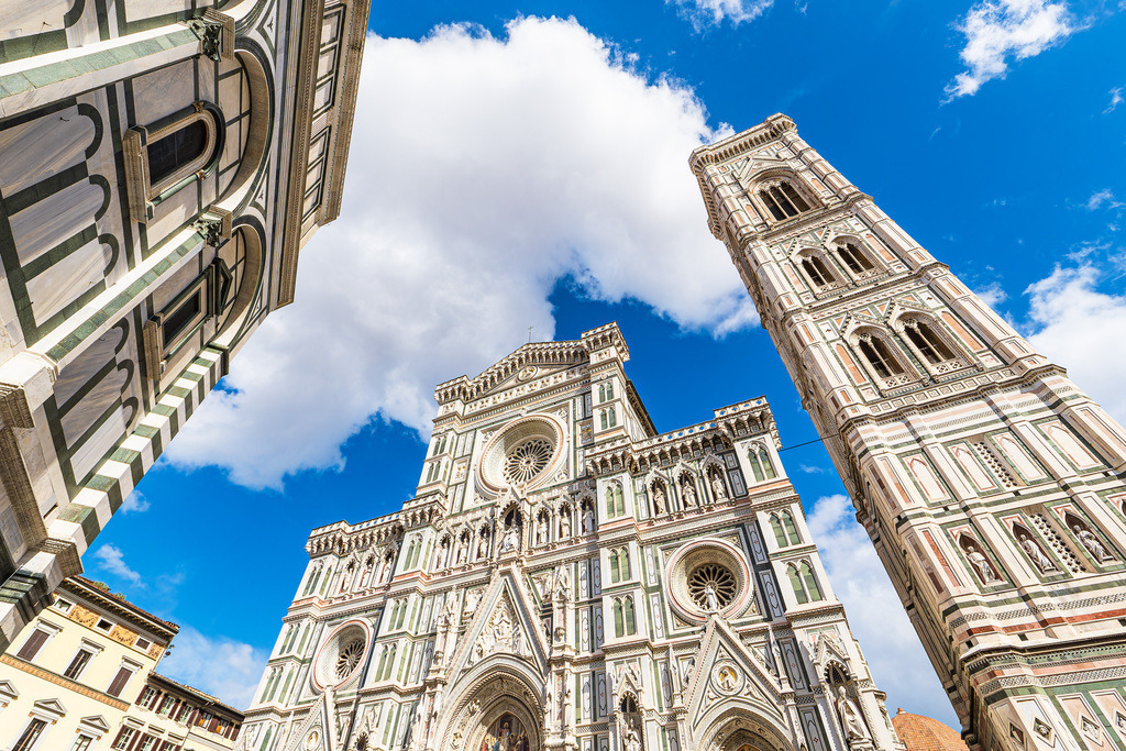 Blick auf die Kathedrale Santa Maria del Fiore in Florenz, Italien | Blick auf die Kathedrale Santa Maria del Fiore in Florenz, Italien.