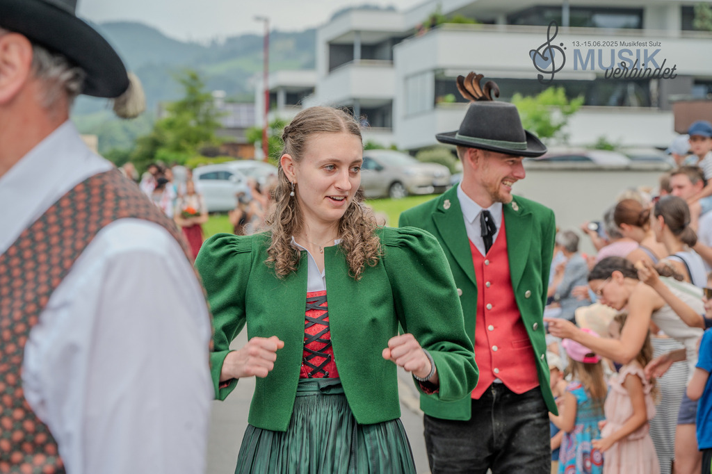 DSC_5814 | "Fussifoto.com – Ihr Ansprechpartner für hochwertige Fotografie! Entdecken Sie kreative Bilder und professionelle Dienstleistungen. Kontaktieren Sie uns für Ihre Projekte!"