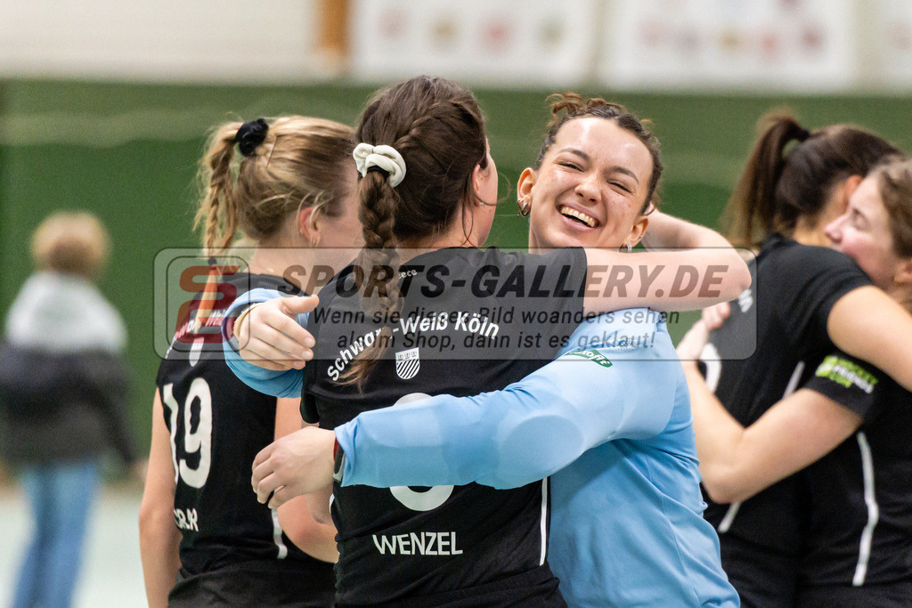 SFE_20250112_0126 | Köln, Deutschland, 12.01.2025:  ßHockey 1. Bundesliga Damen Rot-Weiss Köln - Schwarz-Weiß Köln im KTHC Stadion Rot-Weiss Köln Tennis and Hockey Club am 12.01.2025 in Köln, Deutschland. (Foto von Stephan Fehrmann)Köln, Germany, 12.01.2025: ßHockey 1. Bundesliga Damen Rot-Weiss Köln - Schwarz-Weiß Köln in KTHC Stadion Rot-Weiss Köln Tennis and Hockey Club at 12.01.2025 in Köln, Deutschland. (Foto from Stephan Fehrmann)