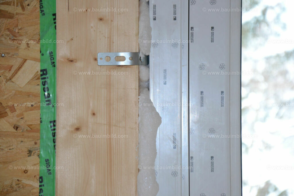bib-lg14-fenster-0046 | Nach LV-Leistungsgruppen sortierte Detailfotos über den Bau eines Hauses. Alle Hausbau-Bilder direkt vom Urheber und Autor der Website Haus-Selber-Bauen.com