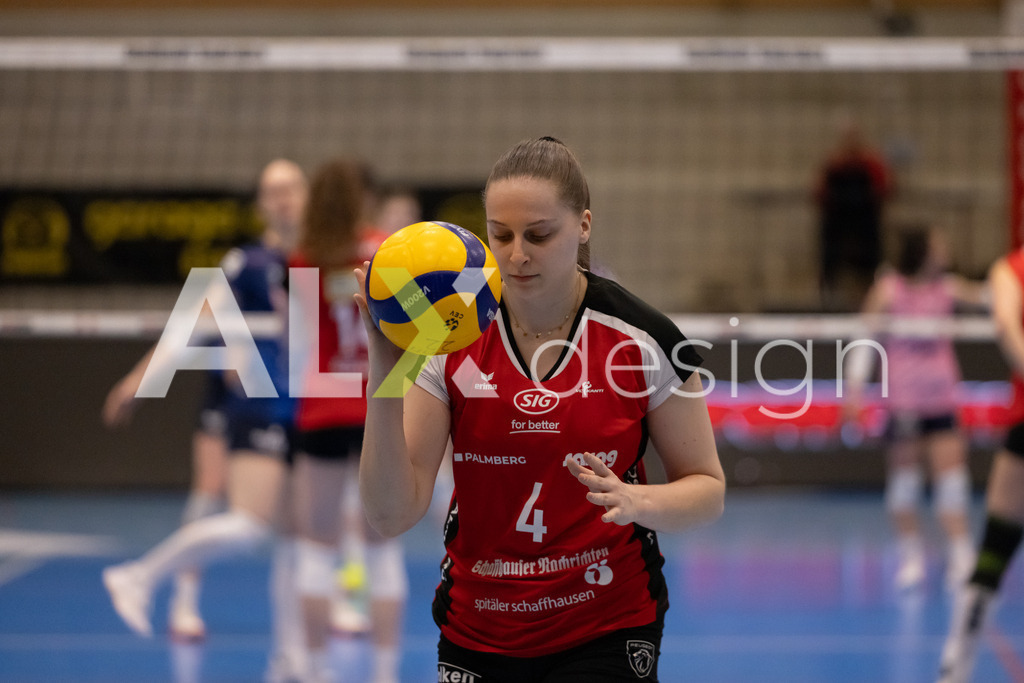 Volleyball I Frauen I Saison 2025-2026 I Volleyball NLA | Women I 1/2 Finals I  VC Kanti Schaffhausen - Sm'Aesch Pfeffingen I 22.03.2026 | 4 Laura Vermaas (NL) (VC Kanti Schaffhausen) - Mitte - Realisiert mit Pictrs.com