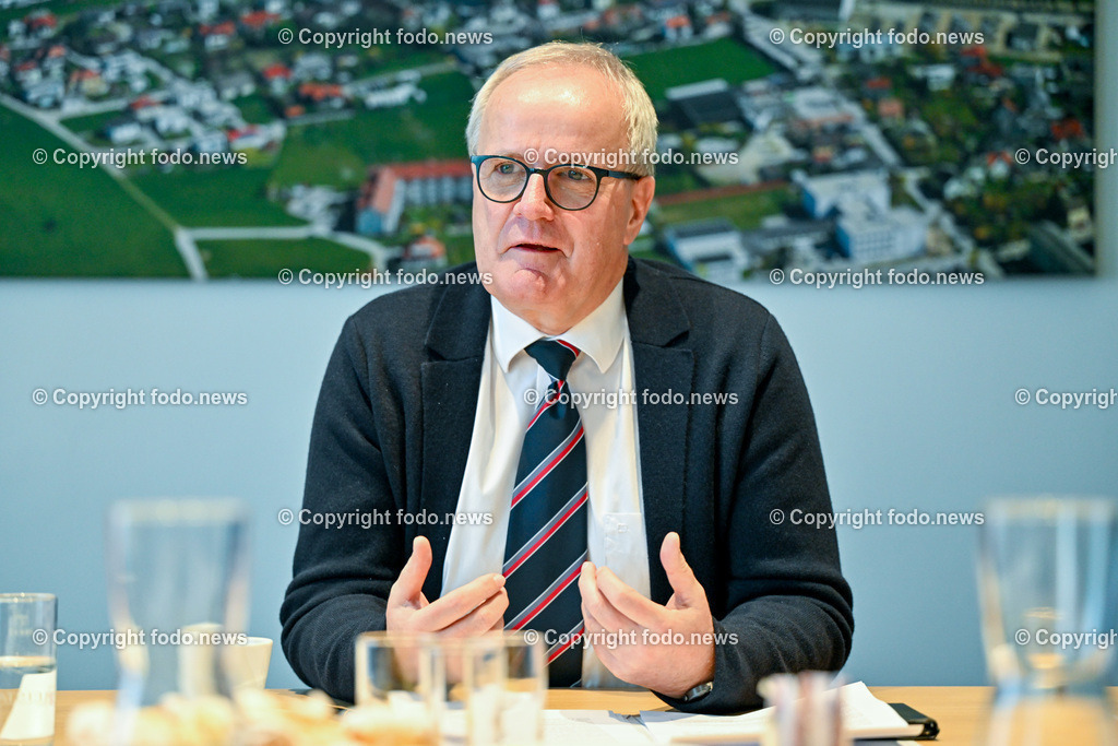 Pressekonferenz Bgm. Freistadt_ 18.12.2023-31 | 18.12.2023, Freistadt, AUT, Pressekonferenz Bgm. zur Bilanz im Bild Christian Gratzl (SP, Bgm. Freistadt)