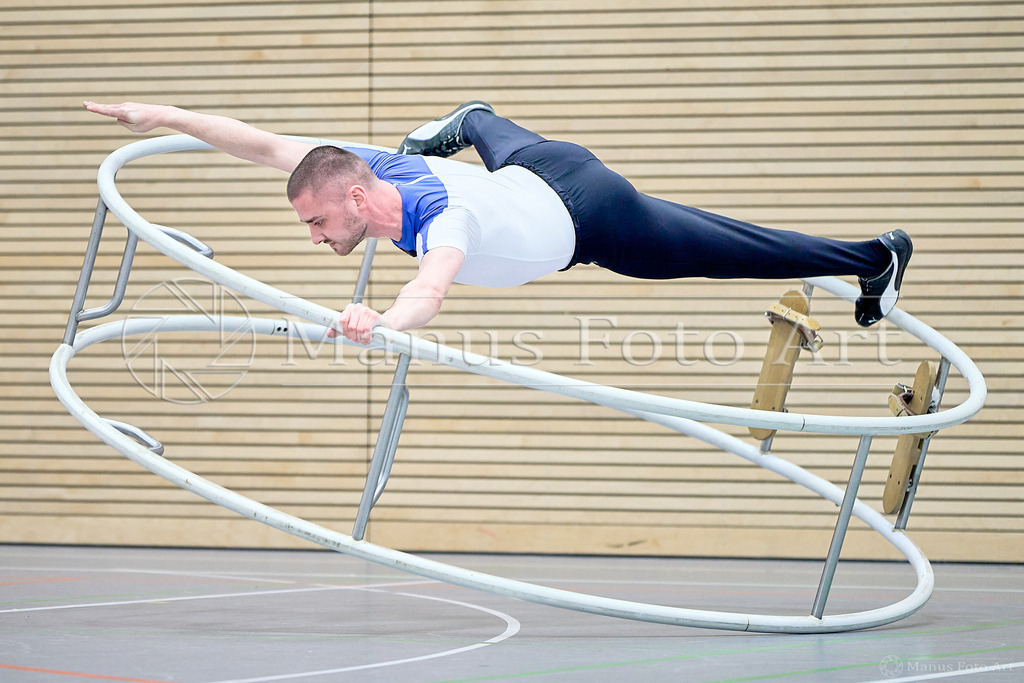 B-DSC06795 | Professionelle Sportfotografie in Hamburg, Schleswig-Holstein und Niedersachsen – spezialisiert auf Rhönrad, Geräteturnen, Leistungsturnen und rhythmische Sportgymnastik. Bundesweite Begleitung von Rhönrad-Events. Jetzt Sport-Fotos - Realisiert mit Pictrs.com