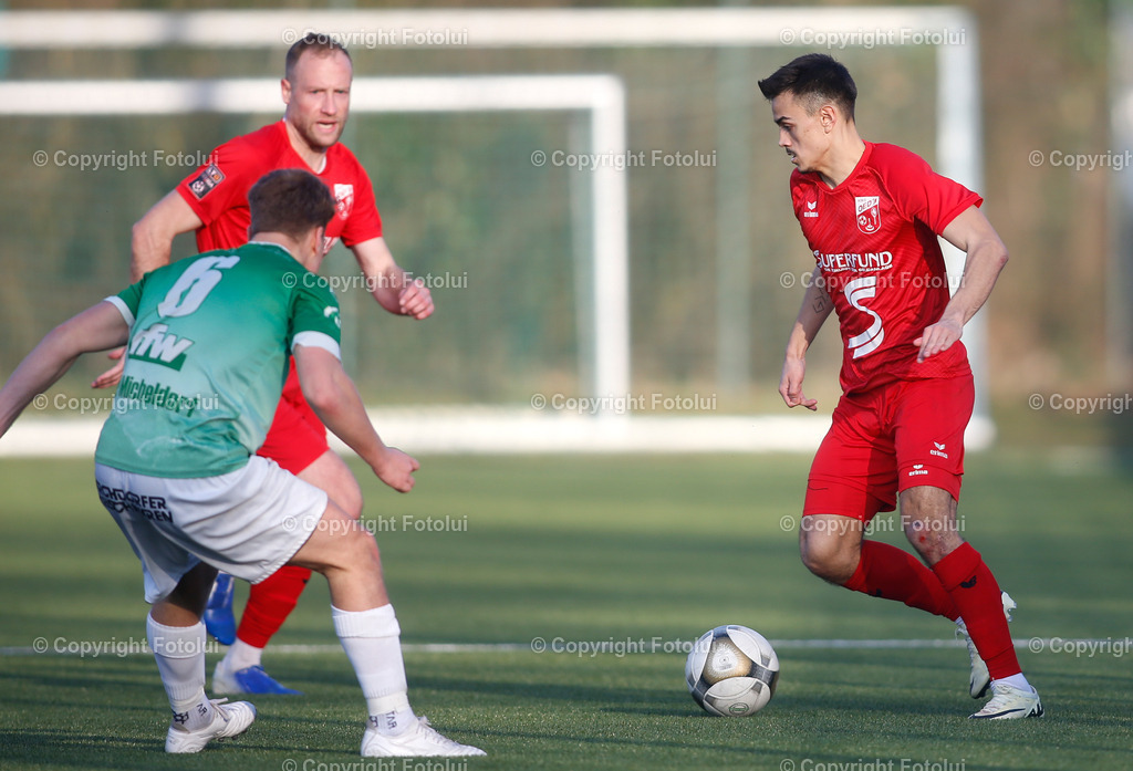 A_LUI_02032024_39 | SPORT,FUSSBALL LT1 OOE LIGA ASKOE OEDT-SV HAIDLMAIR GRUEN WEISS MICHELDORF 02.03.2024 IM BILD: FILIP BRESKIC (OEDT) UND MICHAEL KALTENBRUNNER (MICHELDORF) FOTO:FOTOLUI