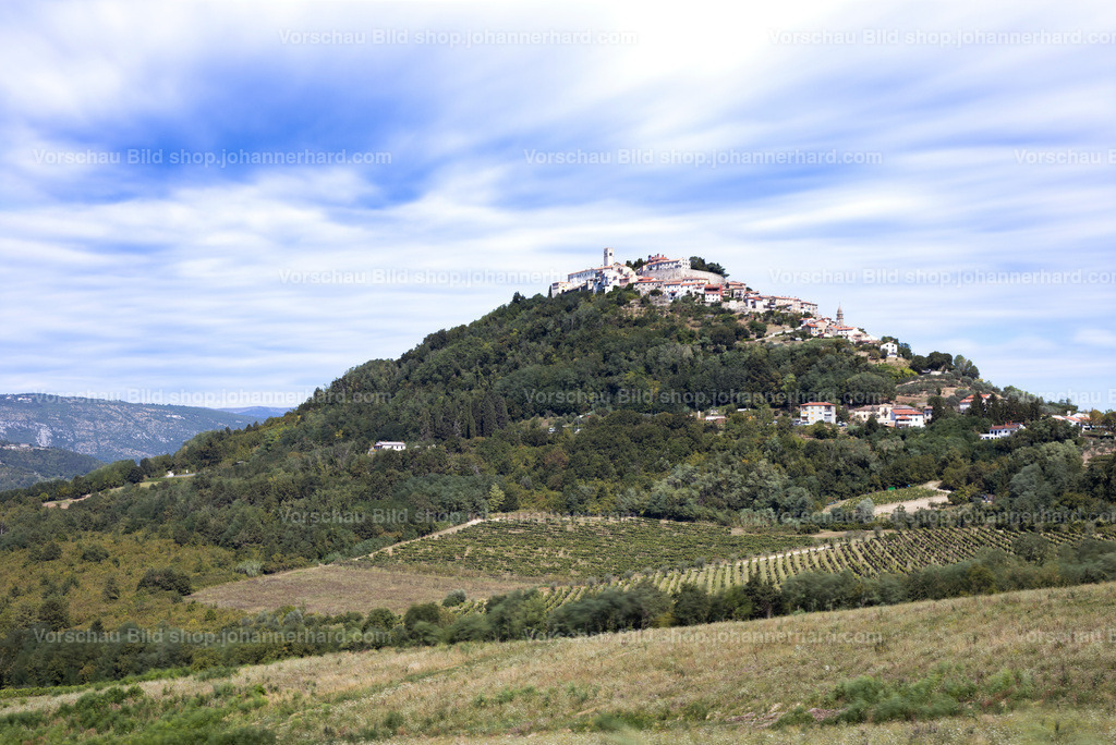 Motovun, Parenzana View | Fotograf Johann Erhard 360° Bilder, Rundbilder Panorama Kugelpanorama Werbeaufnahmen Portrait VR 3D Eventfotografie Hochzeitsfotografie, etc. Vollzeit Berufsfotograf für alle professionellen Bereiche, für Buchungen verfügbar 24/7/365 Tirol Südtirol Bayern - Realisiert mit Pictrs.com