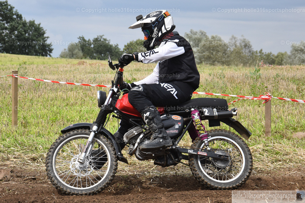 DSC_0066_01 (2) | Sportfotografie , Motorsport, Motoross, Reitsport, Mointainbike, Enduro,
Landschaft , Outdoor, Eventfotografie, Landschaft, Bilder online bestellen - Realisiert mit Pictrs.com