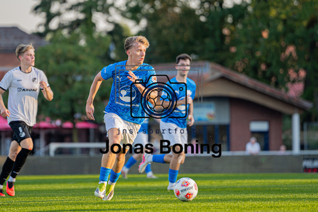 Fußball I Herren I Saison 2026-2027 I Oberliga Niedersachsen  I 2. Spieltag I BW Lohne - SC Spelle-Venhaus I 32039 | jns.sportfotos - Realisiert mit Pictrs.com