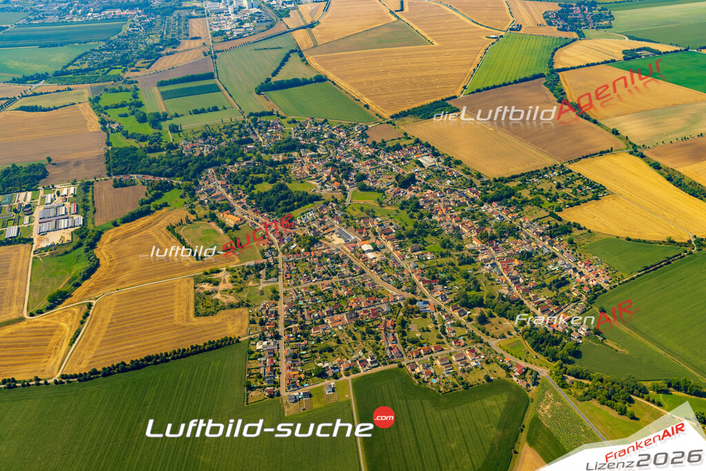 Vs Google Maps Obhausen - Die Luftaufnahme wurde 2025 vom UL-Flugzeug heraus erstellt ( keine Drohnenaufnahme ) - Hochauflösende Luftaufnahme - für Wandbilder und großformatige Ausdrucke geeignet. Das besondere Geschenk!Hier alle&nbsp;Infos zur Lizenzierung der LuftaufnahmeWir fliegen auch dieses Jahr wieder in Ihre Region um Luftbilder zu erstellen.- Luftbild anfragen