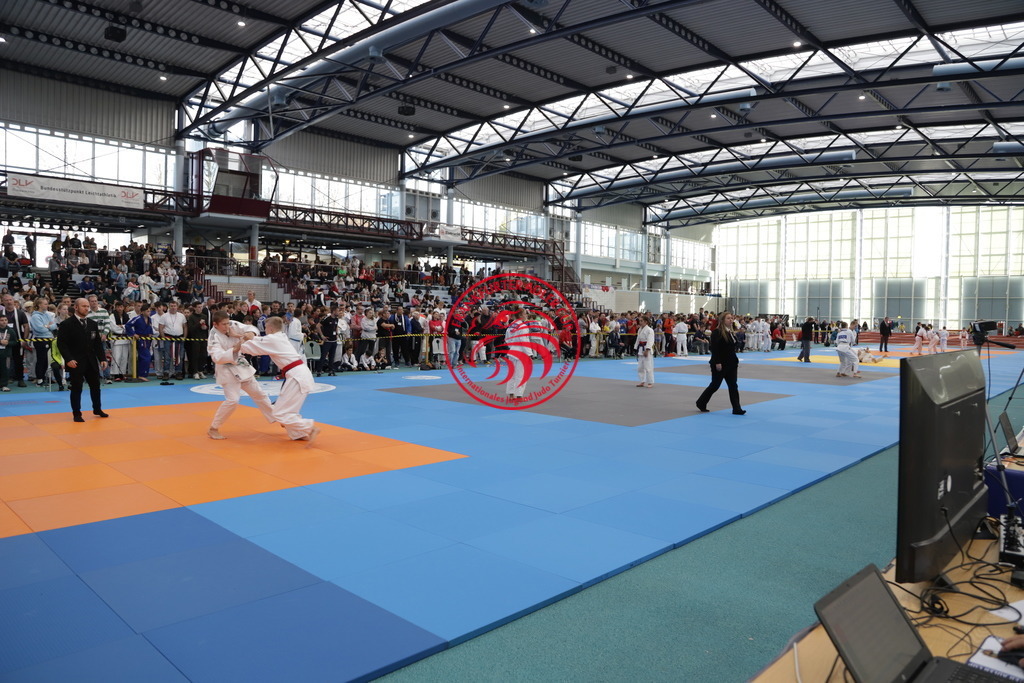 IMG_9176 | Fotos vom Adler Cup - Pictures from Adler Cup

Hier findet Ihr alle Eindrücke und großen Momente der Adler Cup Wochenenden. Here you will find all impressions and great moments of the Adler Cup weekends. - Realisiert mit Pictrs.com