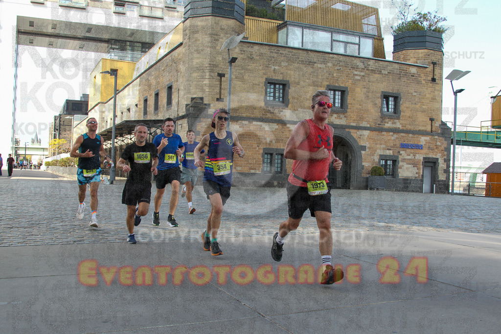 250920_1451_EV4_7286 | Sportfotografie im Rhein-Sieg Kreis, Köln, Bonn, NRW, Rheinland Pfalz, Hessen, etc. Unser Tätigkeitsfeld umfasst den Laufsport vom Volkslauf über den Marathon, Duathlon, Triathon bis zum Ultralauf wie Kölnpfad Ultra oder Schindertrail.