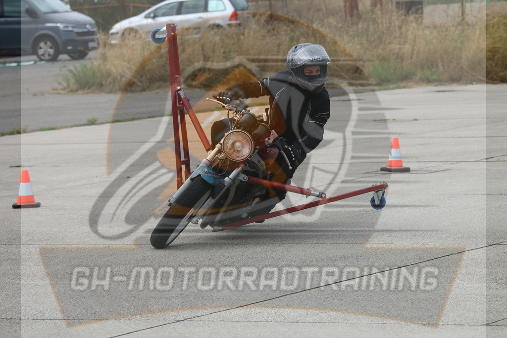 IMG_3511 | gh-motorradtraining-foto.de - Realisiert mit Pictrs.com