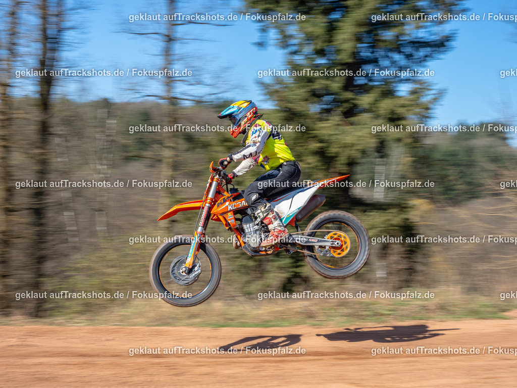 Schweyen040525-17 | Trackshots.de / Fokuspfalz.de - Realisiert mit Pictrs.com