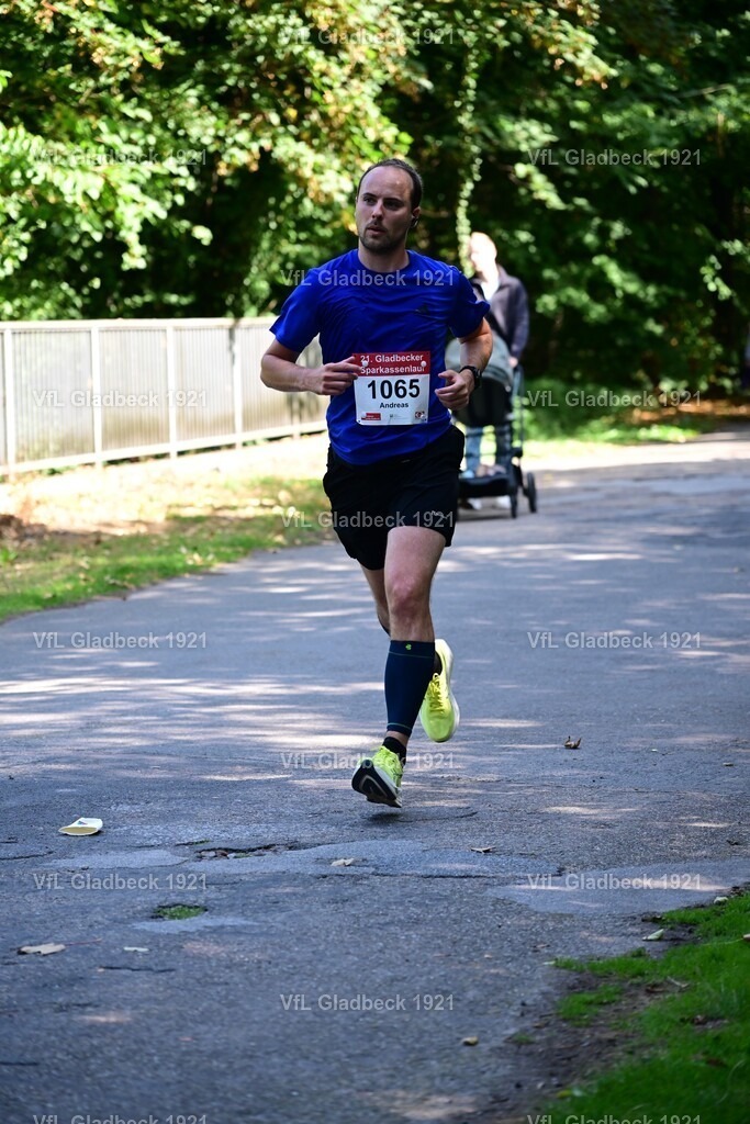 2026-08-23_Sparkassenlauf_HM_RM_001169 | Die Fotografen - Realisiert mit Pictrs.com