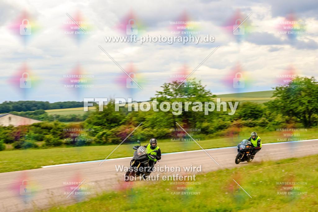 MotoTeam-3293 | Hier findet Ihr Bilder von Touristenfahrten auf der Nürburgring Nordschleife oder von anderen Veranstaltungen die ich besucht habe. Viel Spass beim Durch Schauen 
