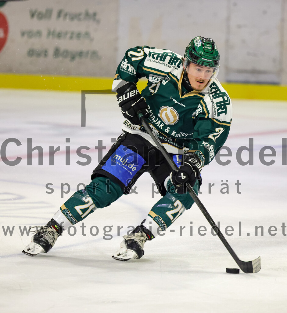 2025-09-21_121_TSV_Erding_gegen_Hoechstadter_Alligators | Erding, Deutschland, 21.09.2025:Eishockey, Oberliga Süd 2025 / 2026, 2. Spieltag, TSV Erding gegen Höchstadter Alligators, Endergebnis: 3:4Erik Modlmayr (Erding Gladiators, #21)Foto: Christian Riedel / fotografie-riedel.net