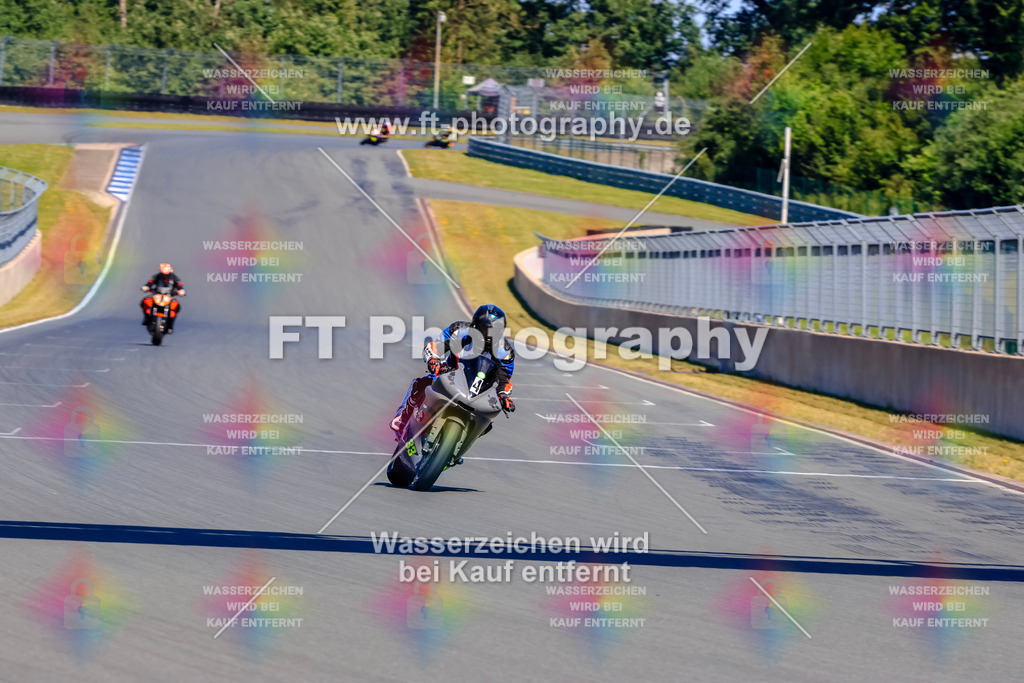 _TCM5916 | Hier findet Ihr Bilder von Touristenfahrten auf der Nürburgring Nordschleife oder von anderen Veranstaltungen die ich besucht habe. Viel Spass beim Durch Schauen 