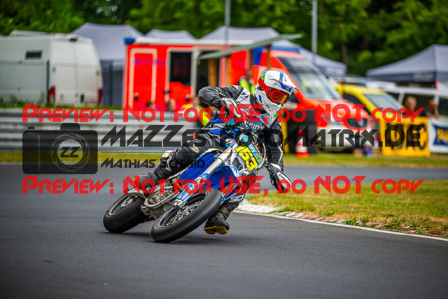 MaZZes_FotoMatrix_230702_1917 | S2