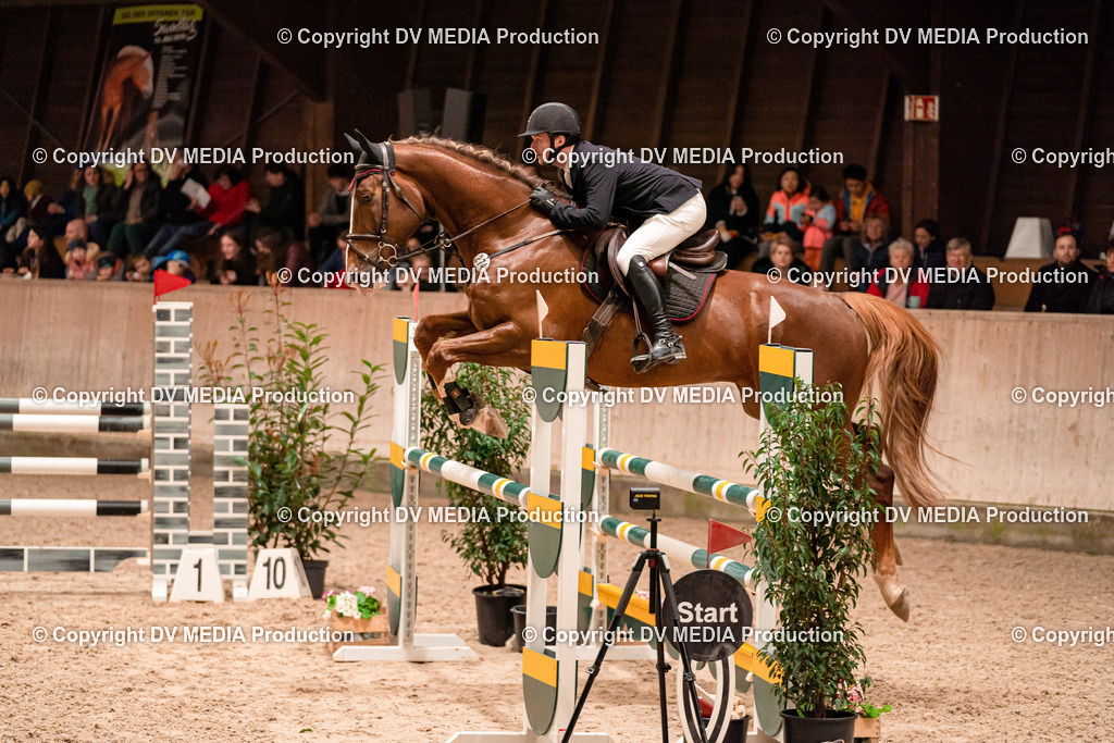 Springen Tag 2-643 | dv-media-shop - Realisiert mit Pictrs.com