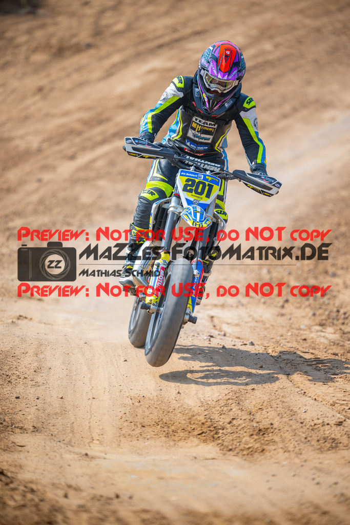 MaZZes-Fotomatrix-20260816-615383 | ROOKIES