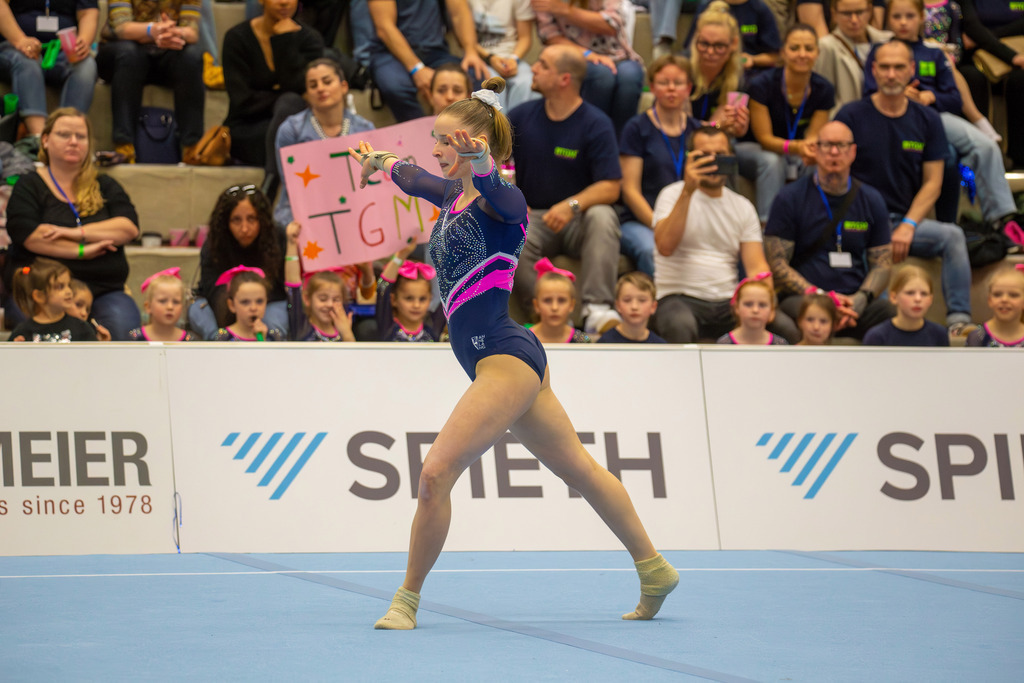 Deutsche Turnliga (Bundesliga) der Frauen, 1. Wettkampftag 2025 in Mannheim***Silja Stöhr (TG Mannheim) am Boden | Deutsche Turnliga (Bundesliga) der Frauen, 1. Wettkampftag 2025 in Mannheim***Silja Stöhr (TG Mannheim) am Boden - Realisiert mit Pictrs.com