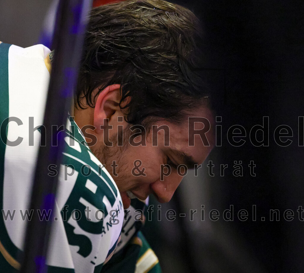 2026-02-20_078_TSV_Erding_gegen_Deggendorfer_SC | Erding, Deutschland, 20.02.2026:Eishockey, Oberliga Süd 2025 / 2026, 49. Spieltag, TSV Erding gegen Deggendorfer SC, Endergebnis: 4:1Paul Pfenninger (Erding Gladiators, #58)Foto: Christian Riedel / fotografie-riedel.net