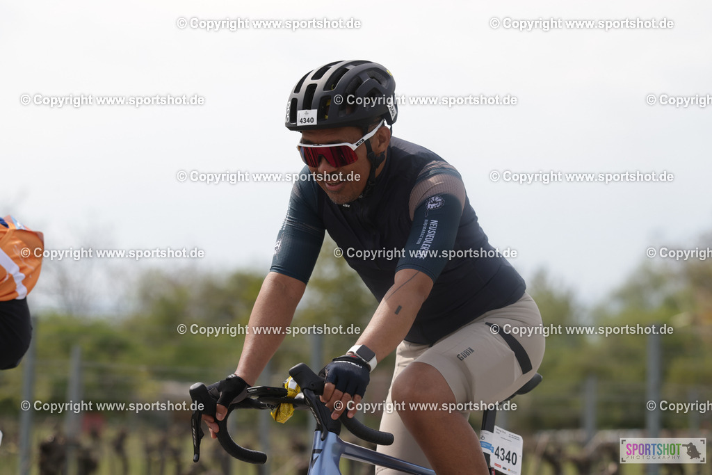 368A5834 | Neusiedlersee Radmarathon 2026@sportshot_your_pictrs #yourpictures#roadtowm2029 #nrm #neusiedlerseeradmarathon #neusiedlersee #neusiedlerseetourismus #burgenland #mörbisch #nrm26 #burgenlandtourismus #voglundco #poweredbyburgenlandtourismus #radsport #rad #marathon #ucigranfondo #visitburgenland #ucigranfondoworldseries