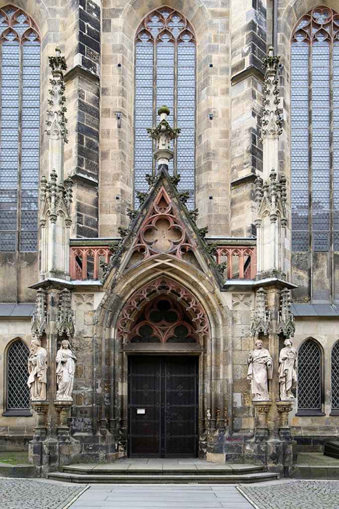 Foto: Leipzig - Thomaskirche | Das Team hinter BILDLEXIKON LEIPZIG bündelt historische wie aktuelle Informationen über die Stadt Leipzig in Text und Bild auf einer Plattform und stellt diese der interessierten Öffentlichkeit zur Verfügung.