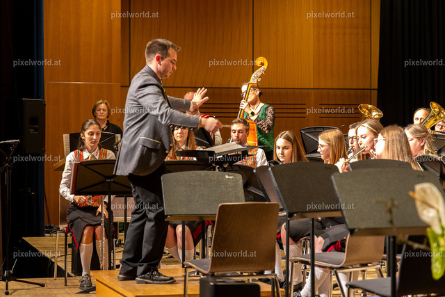 Frühlingskonzert der Stadtkapelle Feldkirchen | Bildershop von pixelworld.at - Realisiert mit Pictrs.com