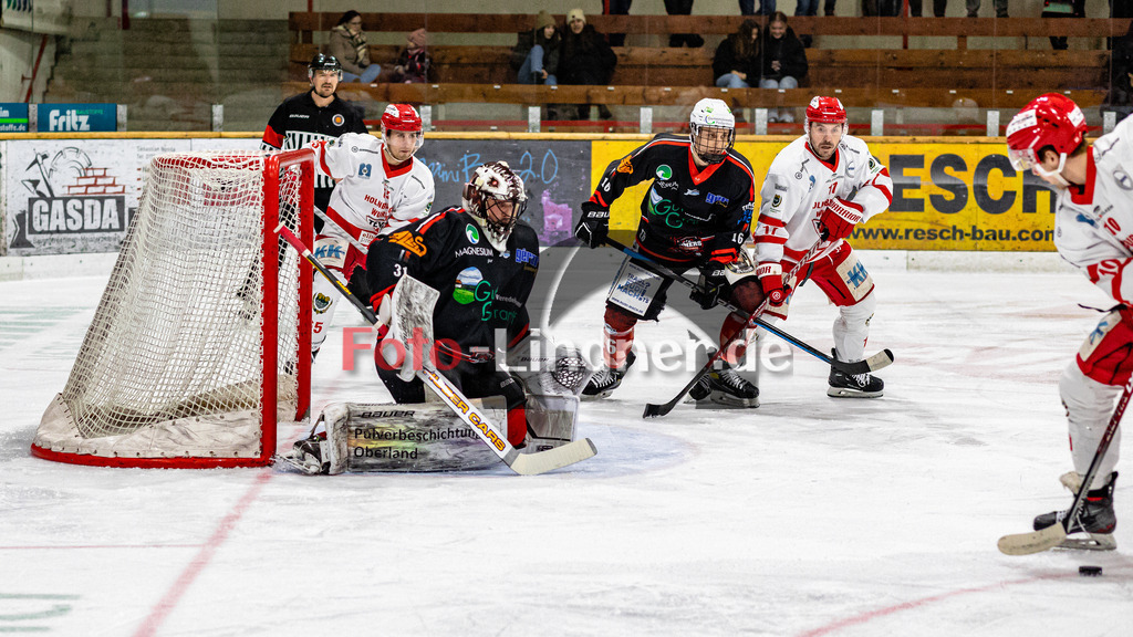 Bayernliga Eishockey Meisterrunde, TSV Peißenberg "Miners" gegen TEV Miesbach am 3.2.23 in Peißenberg | Bayernliga Eishockey Meisterrunde, TSV Peißenberg "Miners" gegen TEV Miesbach am 3.2.23 in Peißenberg